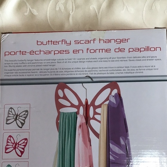 Butterfly Scarf Hanger - Picture 4 of 4